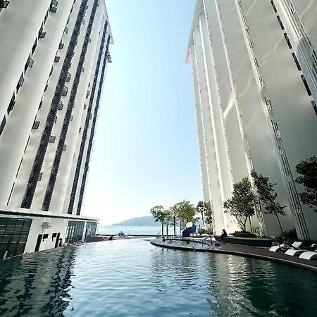 The Shore Kota Kinabalu City Centre By Lw Suites Exterior photo