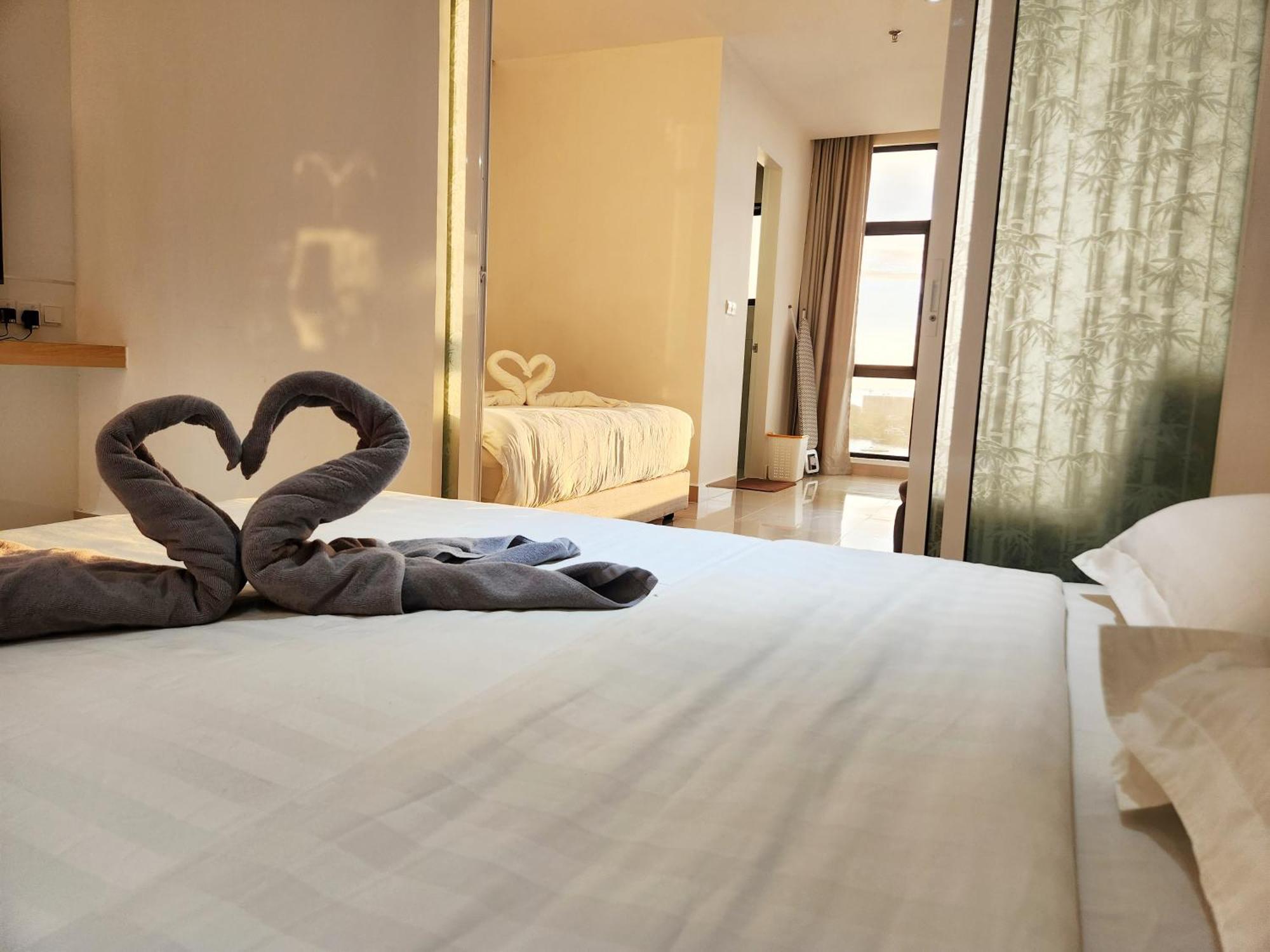 The Shore Kota Kinabalu City Centre By Lw Suites Exterior photo
