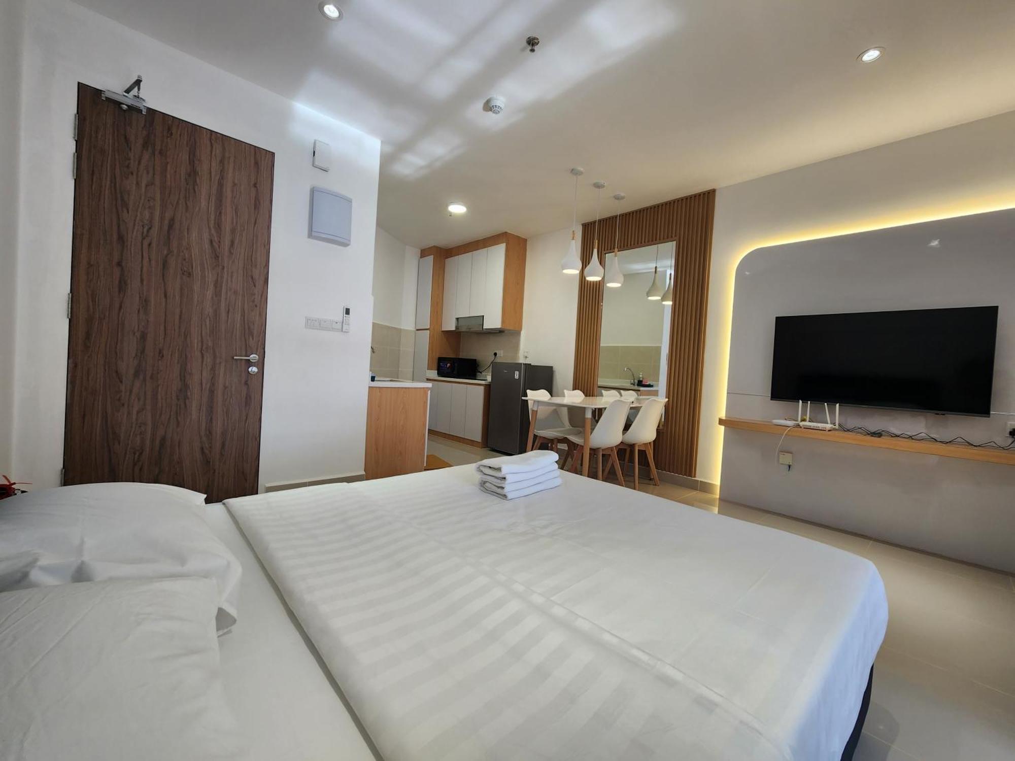 The Shore Kota Kinabalu City Centre By Lw Suites Room photo