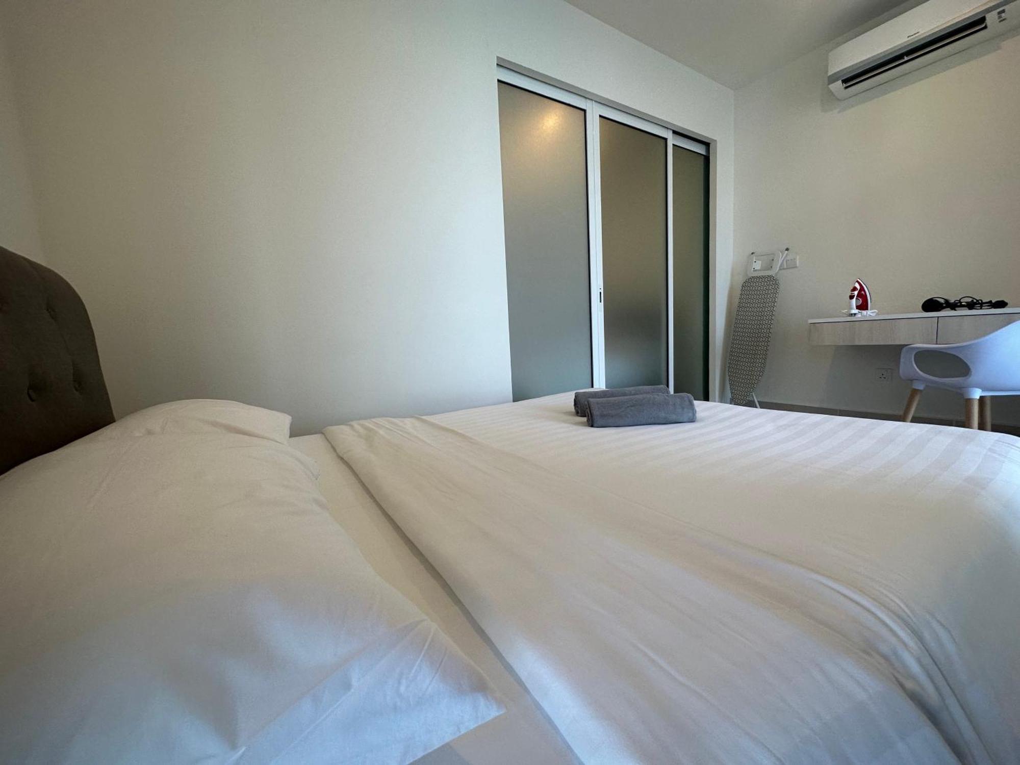 The Shore Kota Kinabalu City Centre By Lw Suites Room photo