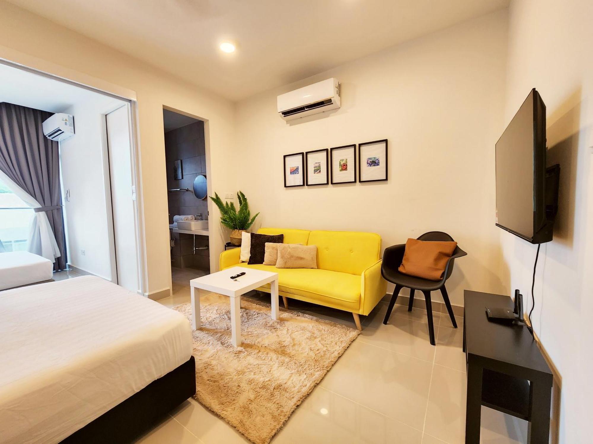 The Shore Kota Kinabalu City Centre By Lw Suites Room photo