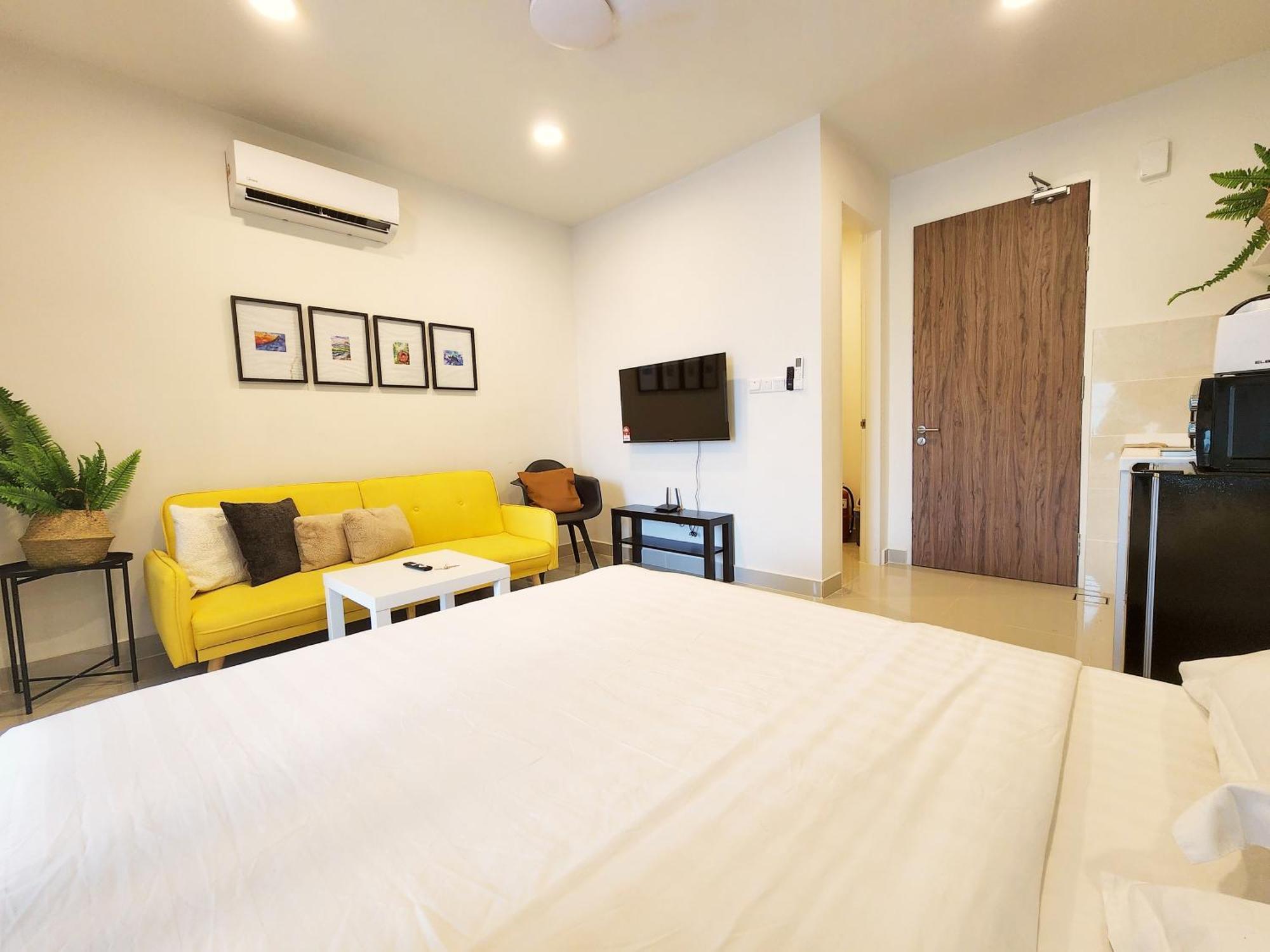 The Shore Kota Kinabalu City Centre By Lw Suites Room photo
